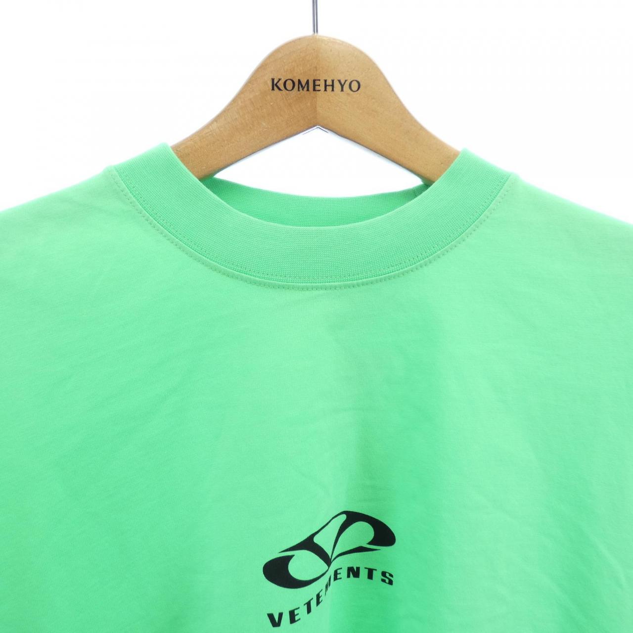 ヴェトモン VETEMENTS Tシャツ