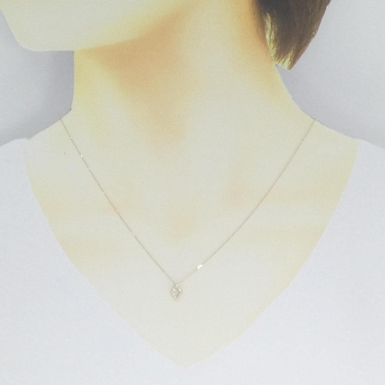 [BRAND NEW] K18YG Diamond necklace 0.10CT