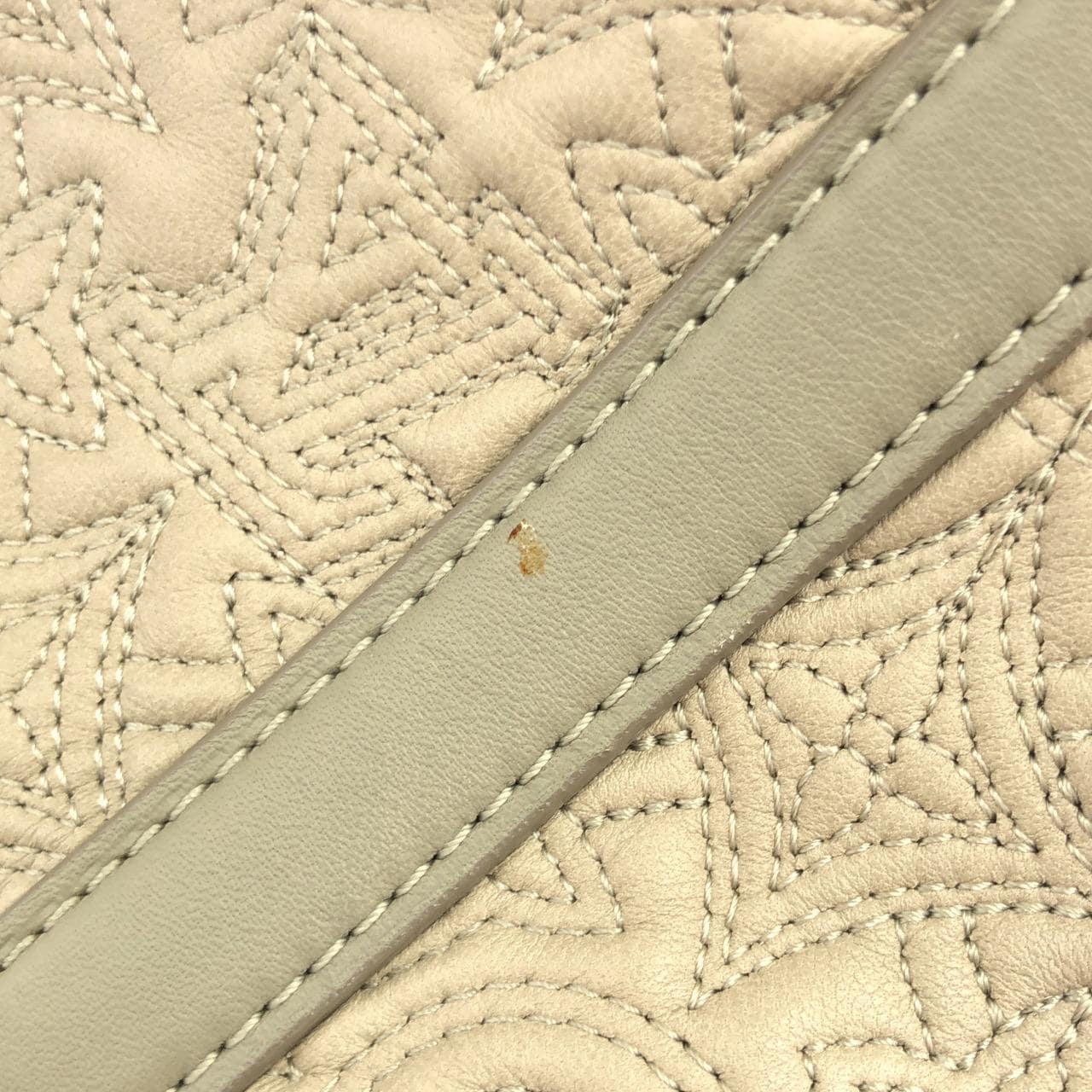 ルイヴィトン アンティア イクシア MM M97063 バッグ