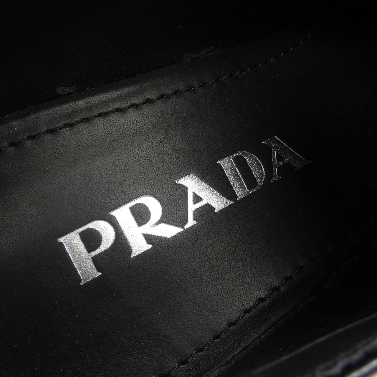 プラダ PRADA チョコレート ローファー トライアングルロゴ 1D246M シューズ