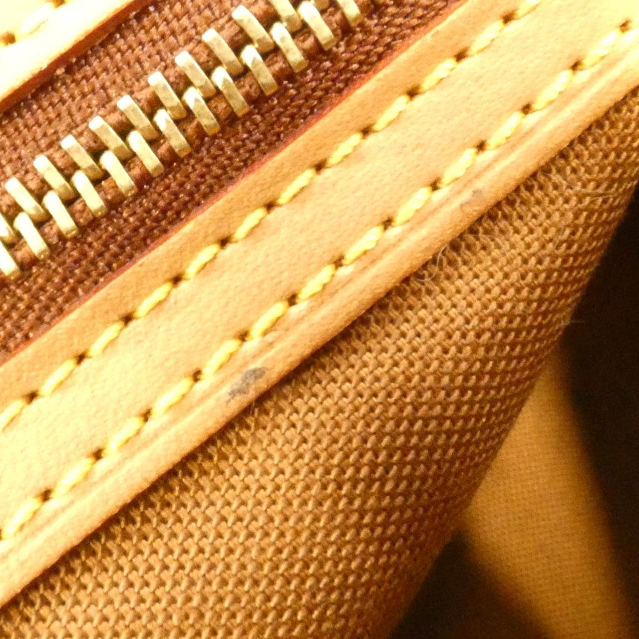 ルイヴィトン モノグラム ミニ ルーピング M51147 ショルダーバッグ