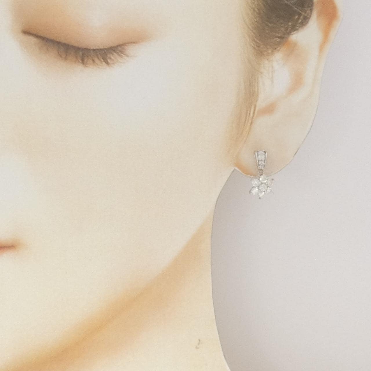 PT900 ダイヤモンド ピアス 1.00CT
