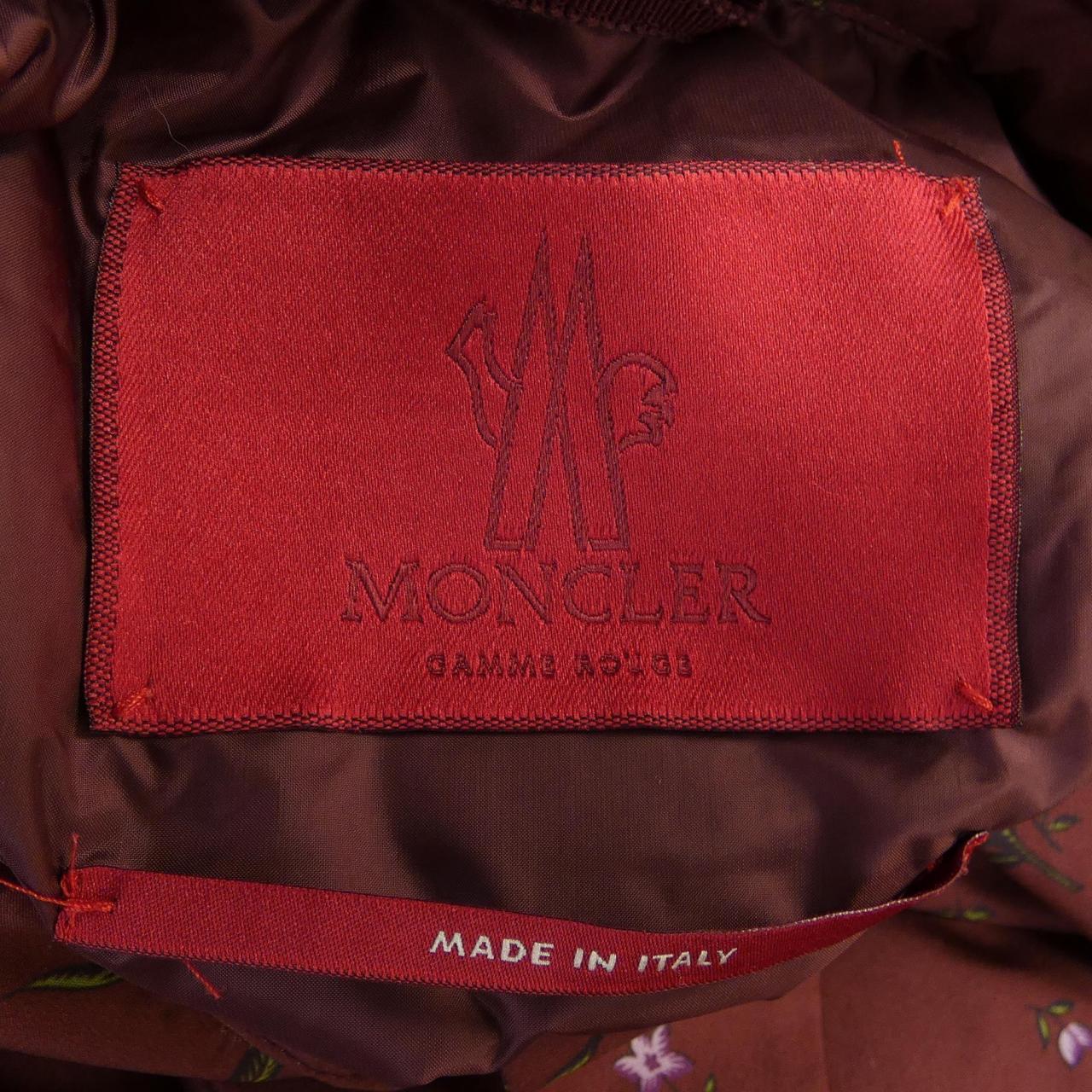 モンクレールガムルージュ MONCLER GAMMEROUGE ダウンジャケット