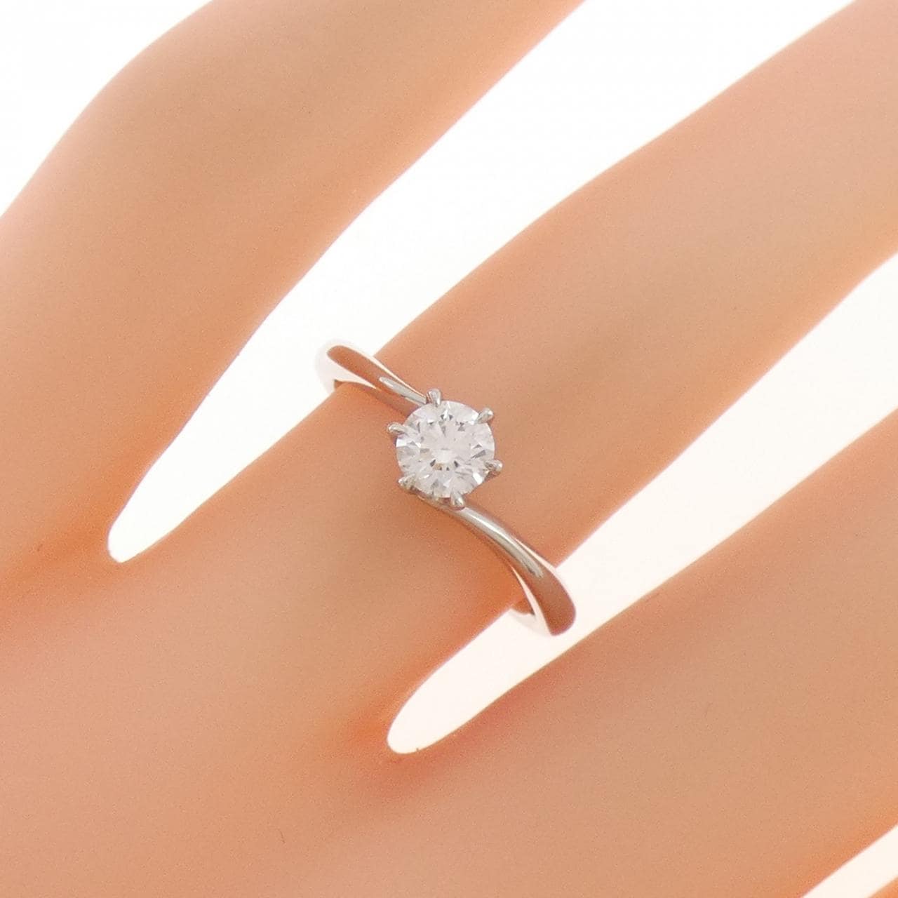 PT900 ダイヤモンド リング 0.315CT D VVS1 3EXT H&C