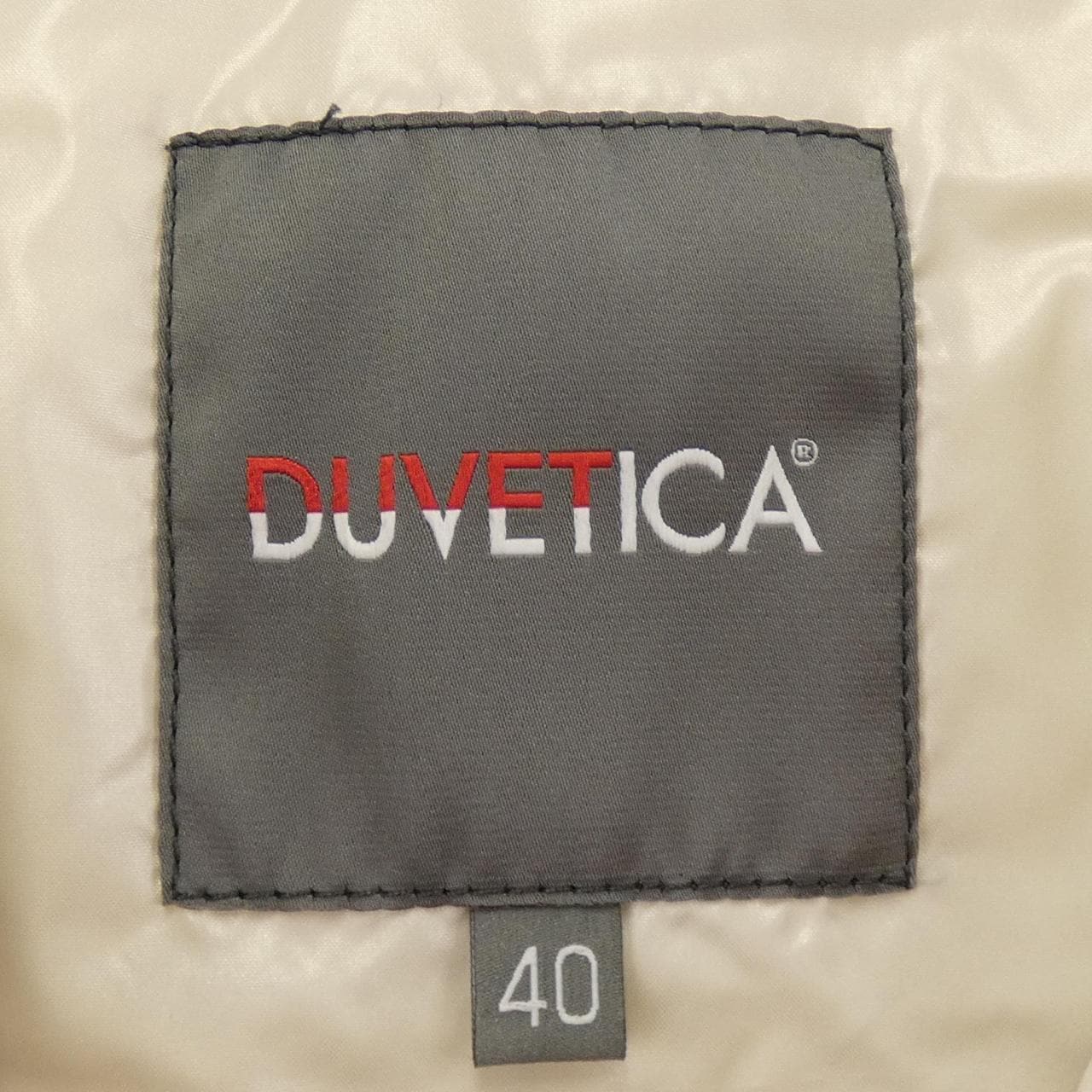 デュベティカ DUVETICA ダウンベスト