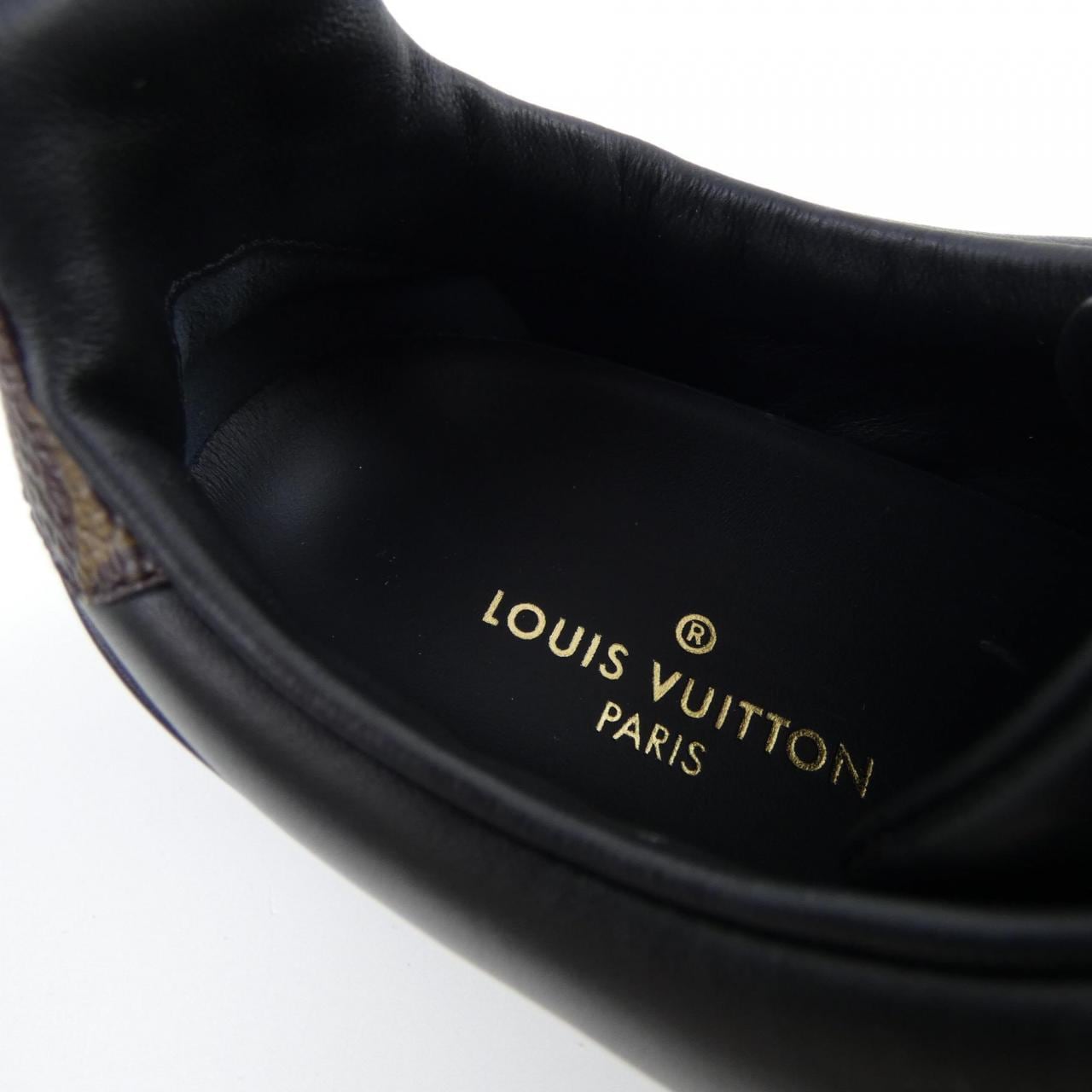 ルイヴィトン LOUIS VUITTON スニーカー