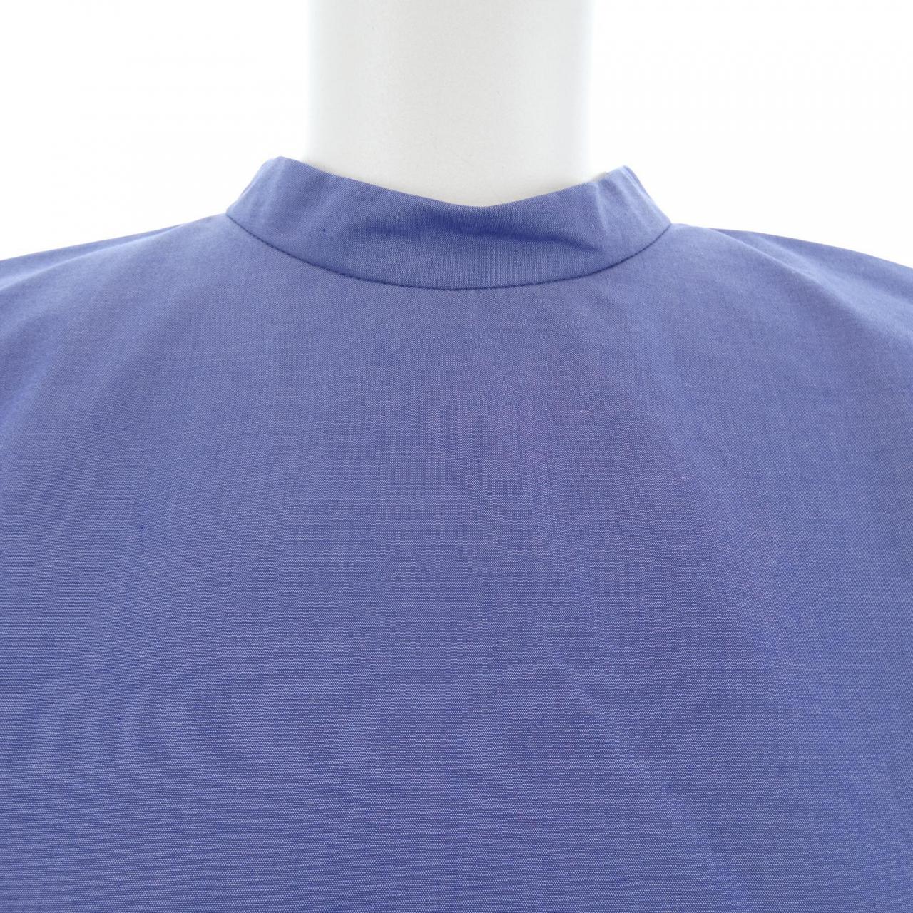 塞奧莉露Theory luxe上衣