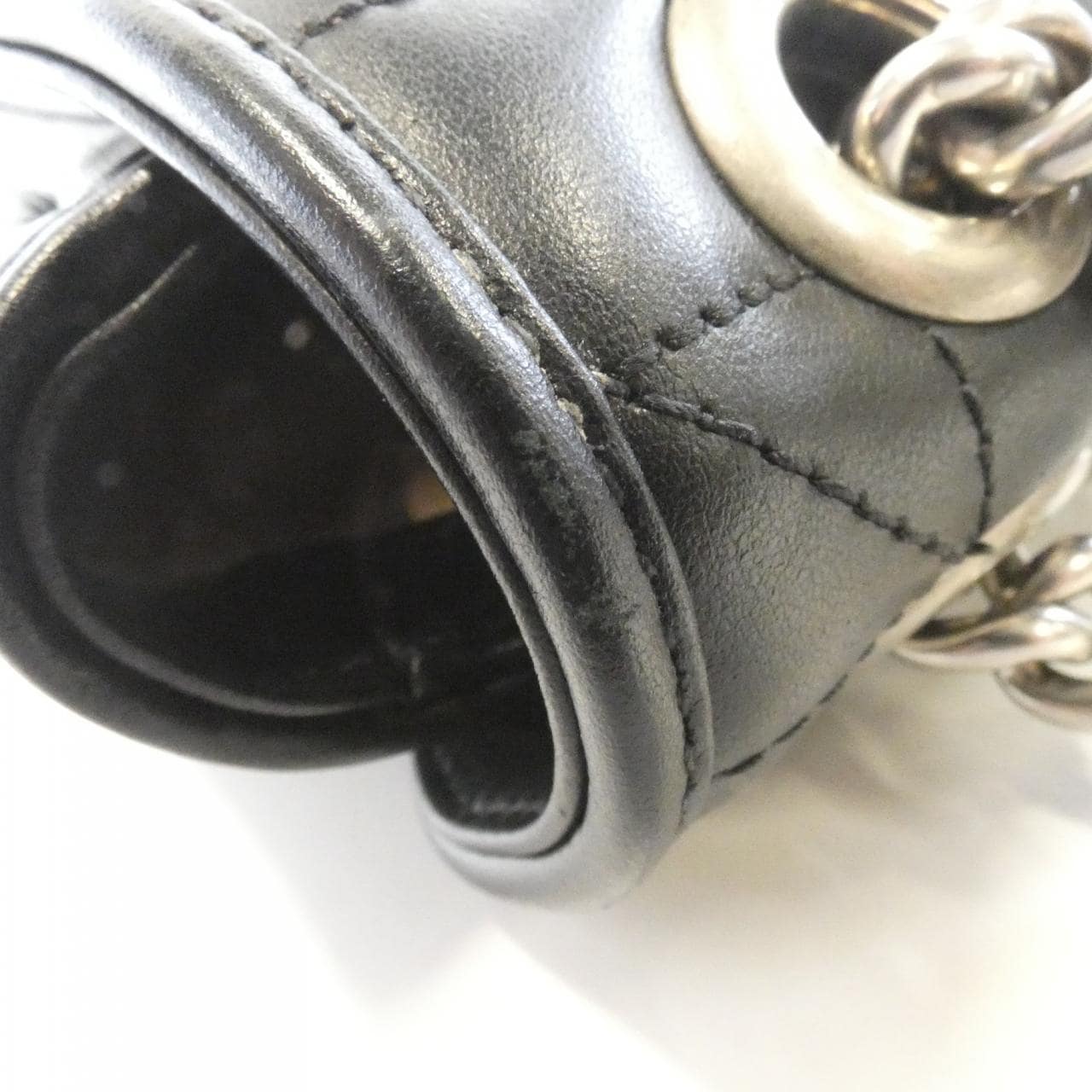 グッチ GG MARMONT 443497 UM8AN ショルダーバッグ