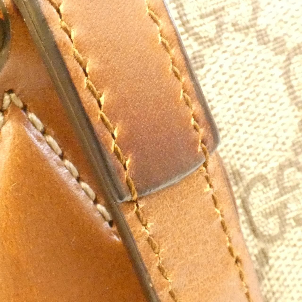 グッチ 415721 KLQHG バッグ