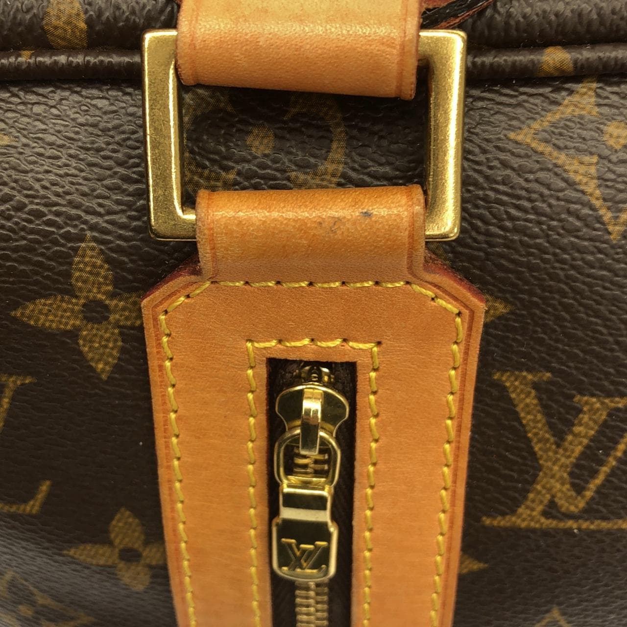 ルイヴィトン モノグラム サック ボスフォール M40043 バッグ