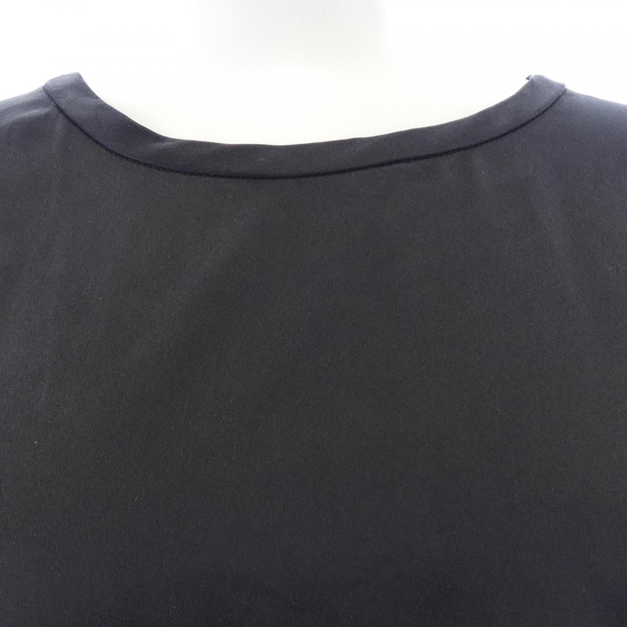 カオス chaos トップス