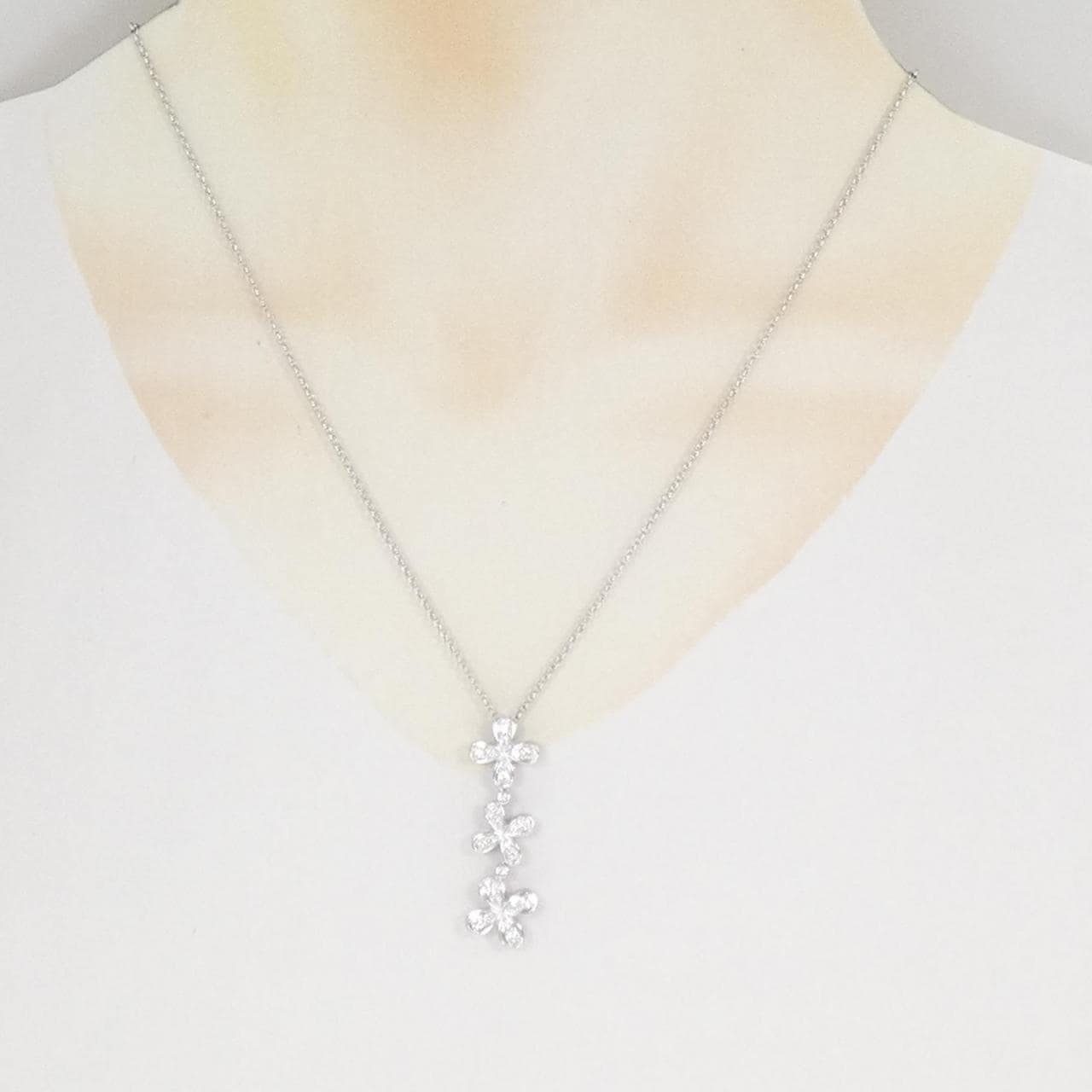 タサキ フラワーダイヤモンド ネックレス 0.45CT