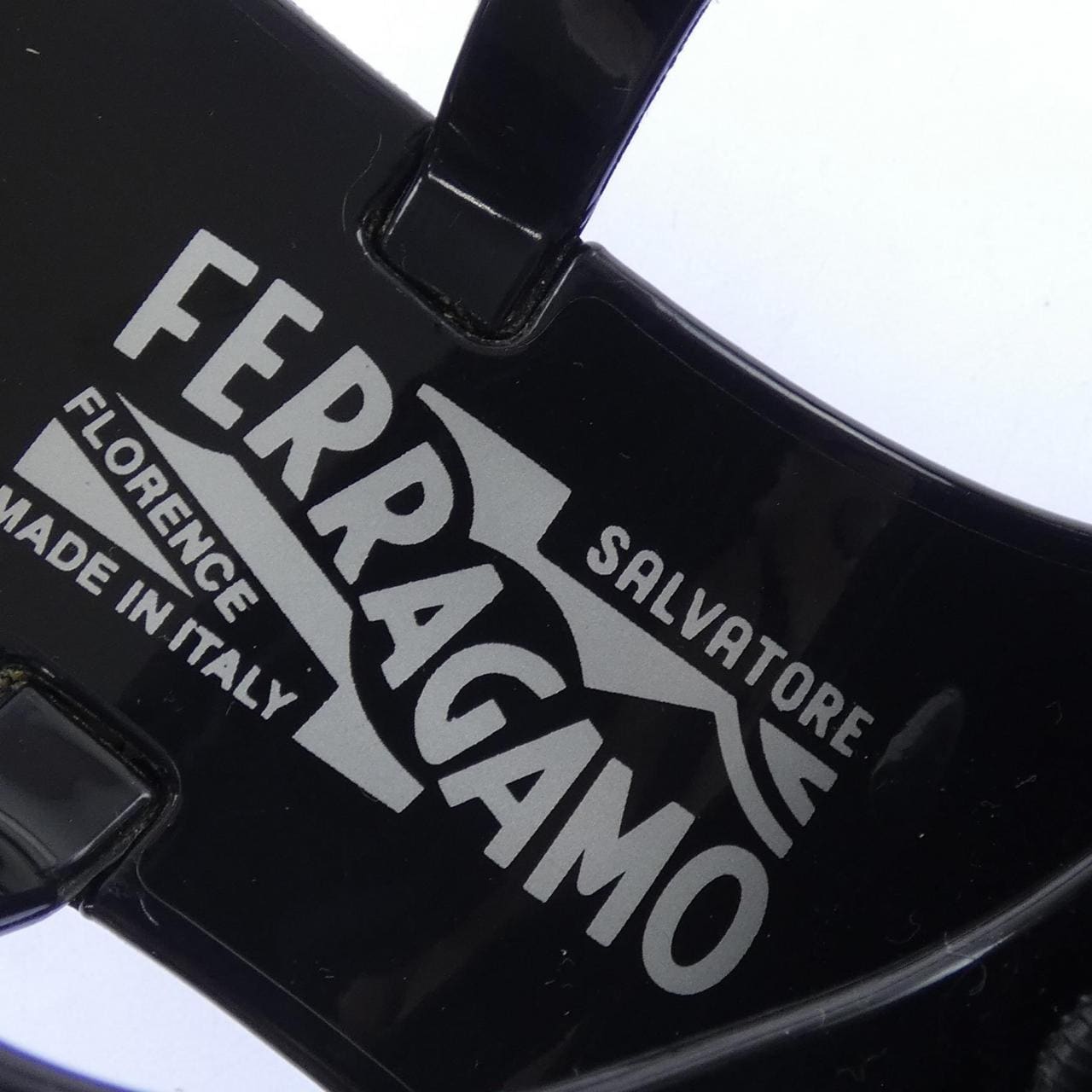 サルヴァトーレフェラガモ SALVATORE FERRAGAMO サンダル