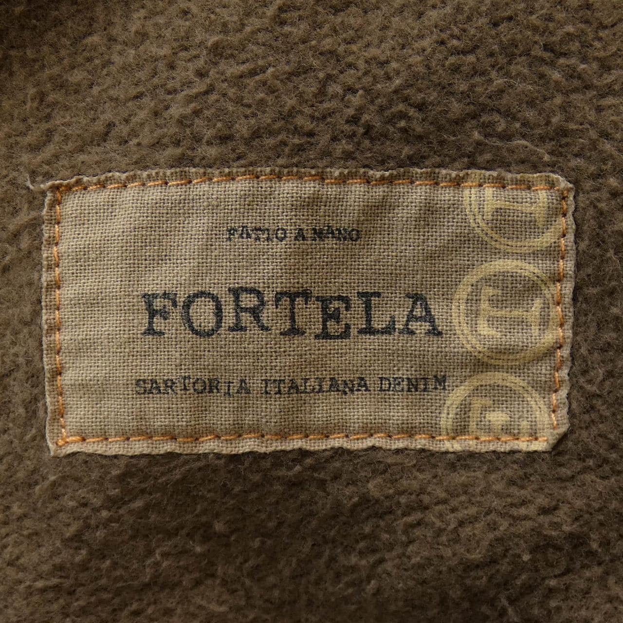 フォルテラ FORTELA パーカー