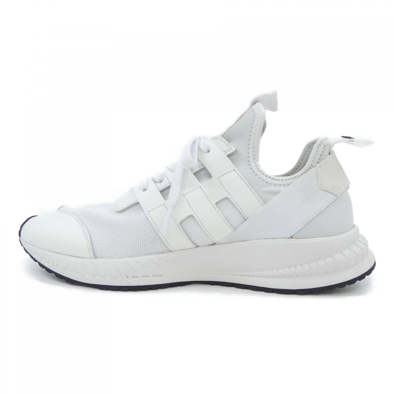 ダブルエイチ WH スニーカー