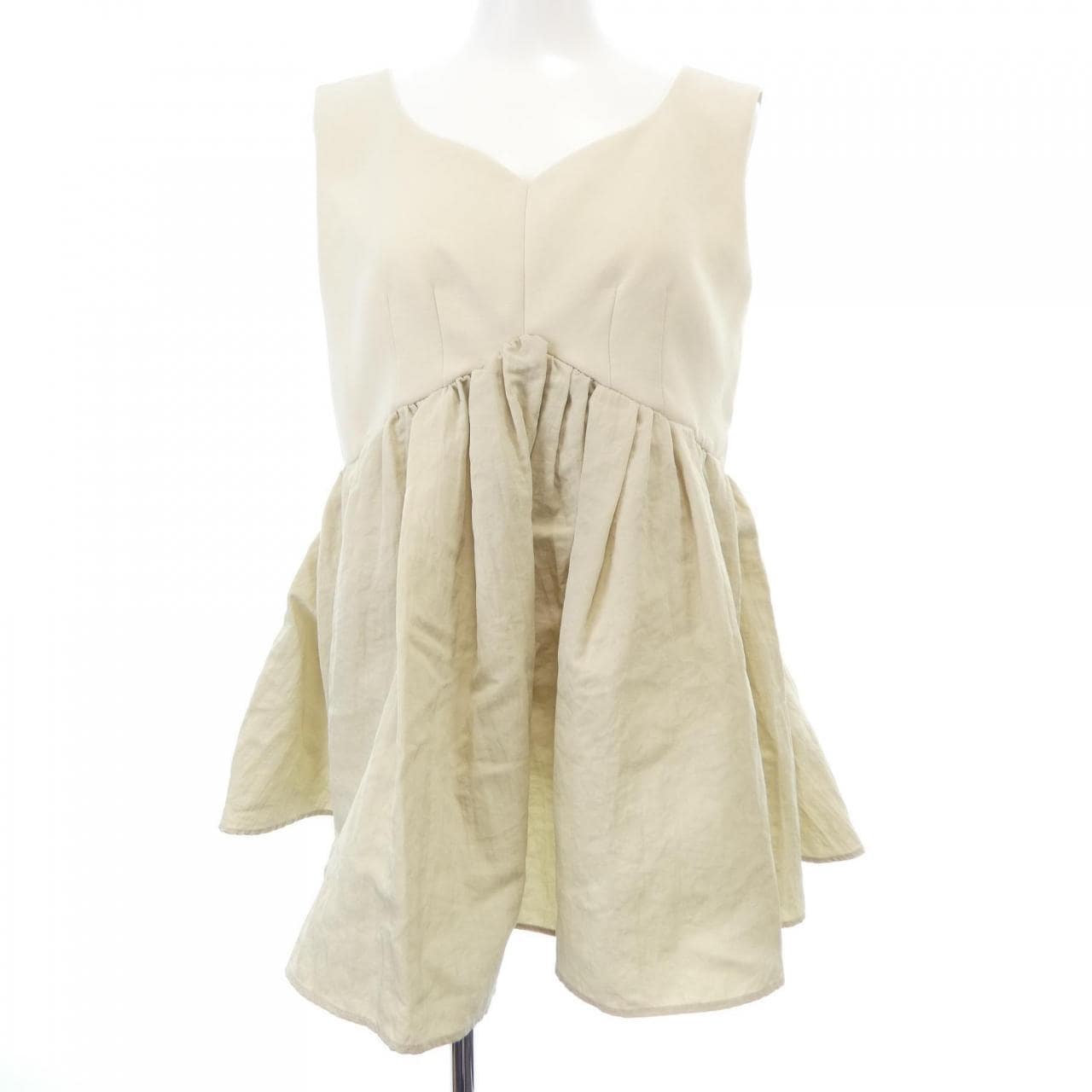 ジルスチュアート JILL STUART トップス