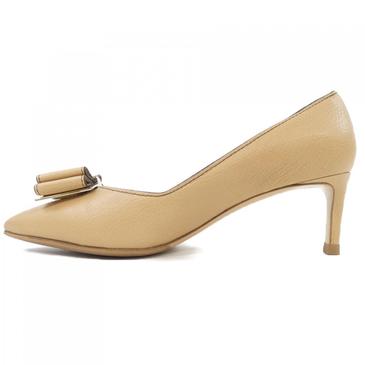 サルヴァトーレフェラガモ SALVATORE FERRAGAMO パンプス
