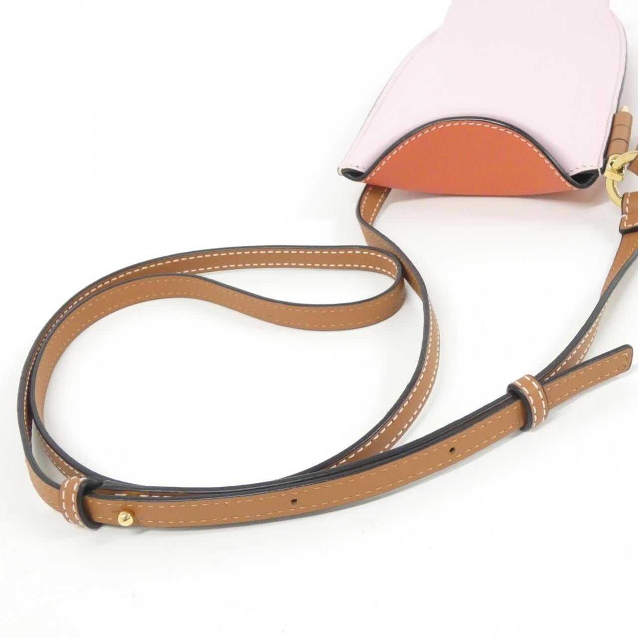 ロエベ ゲート ポケット 109 30BZ42 ショルダーバッグ