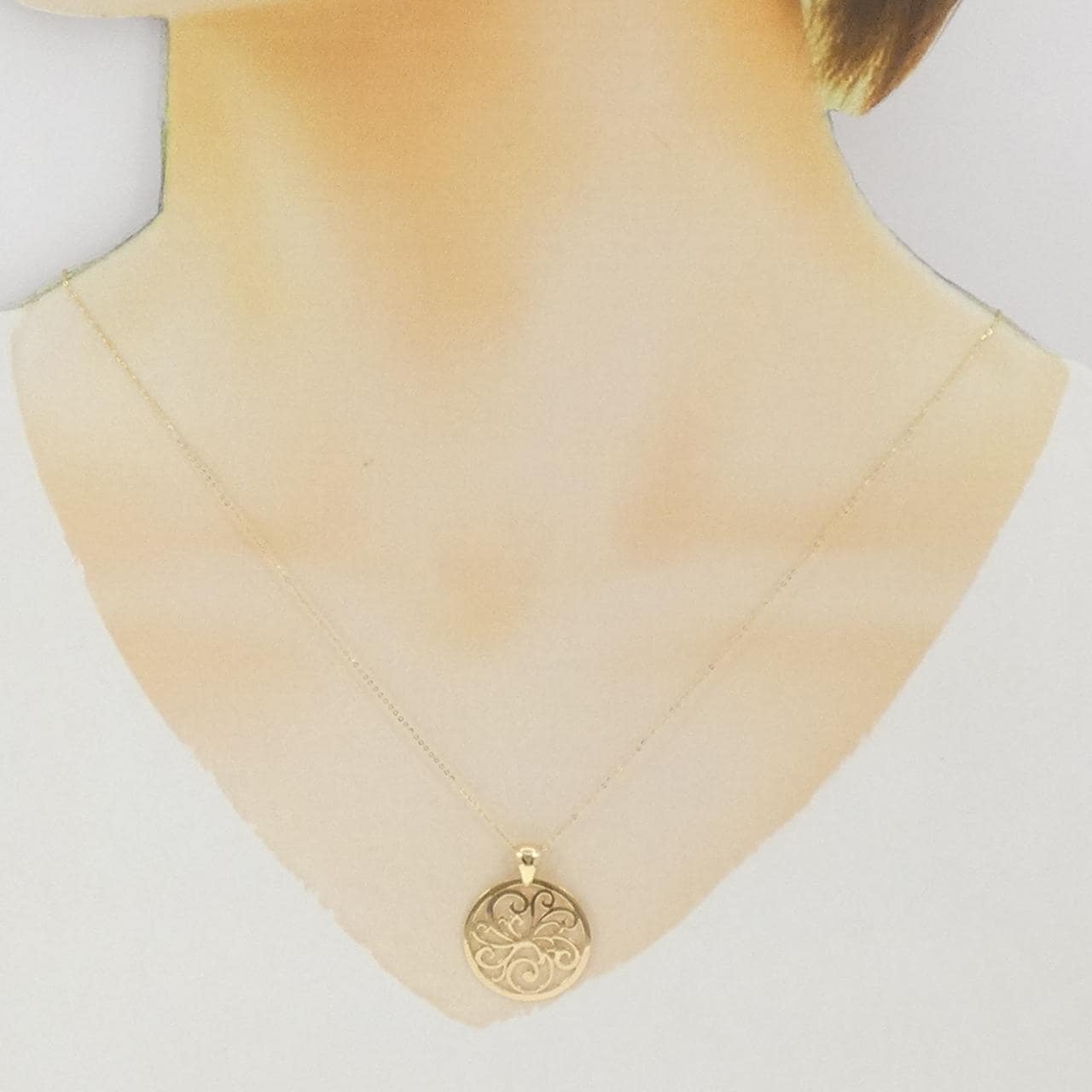 ウノアエレ 750YG ネックレス