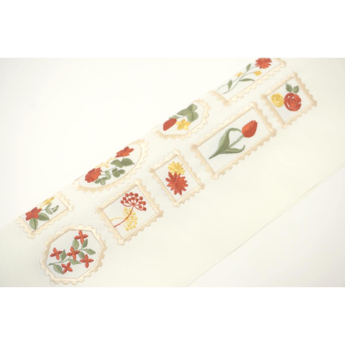 【新品】刺繍半衿