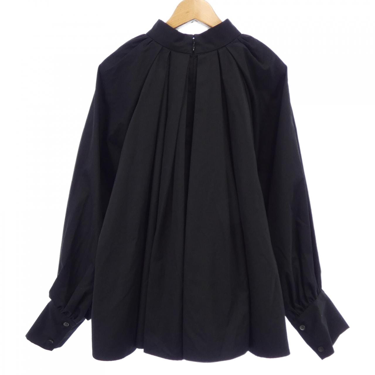 ウィムガゼット WHIM GAZETTE トップス