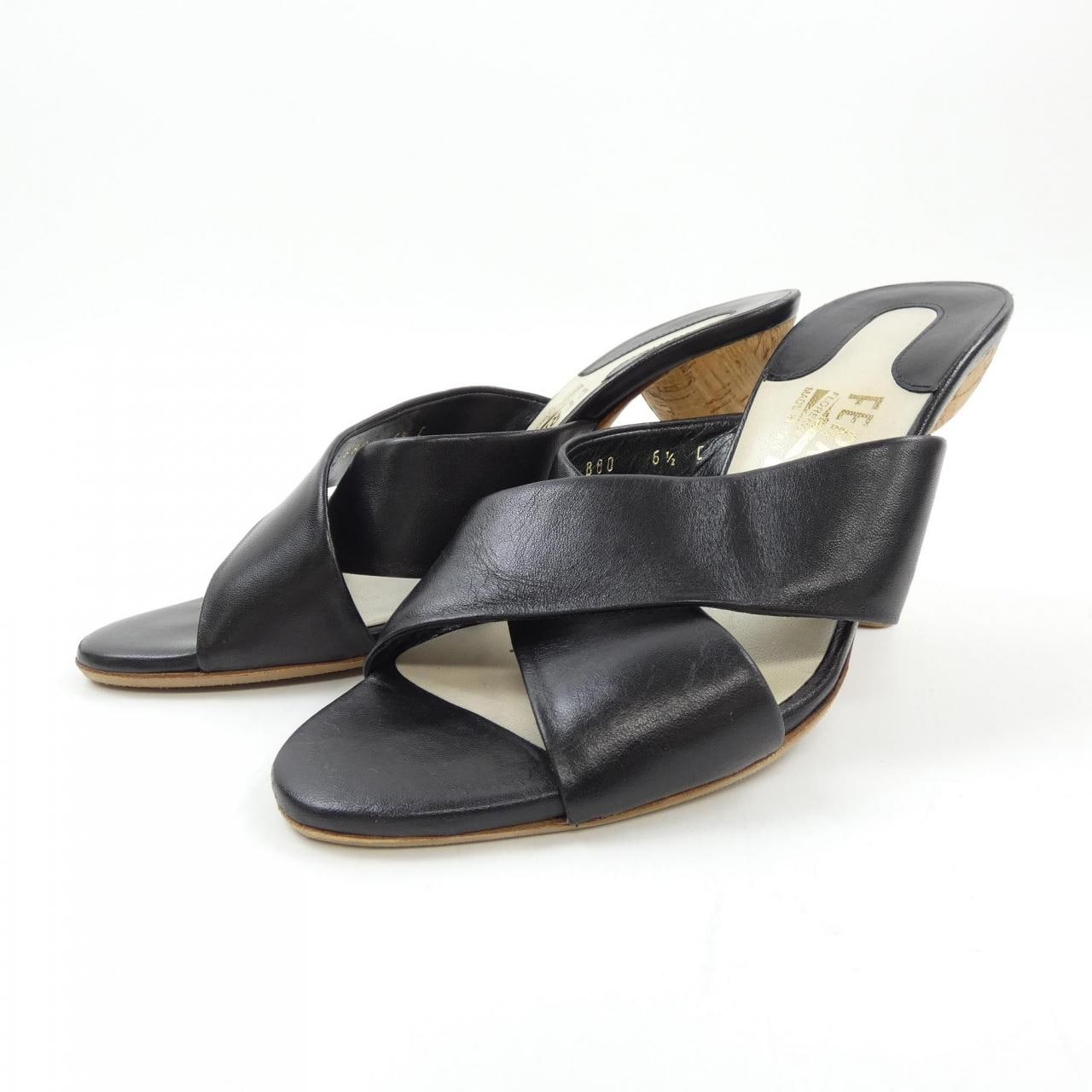 サルヴァトーレフェラガモ SALVATORE FERRAGAMO パンプス