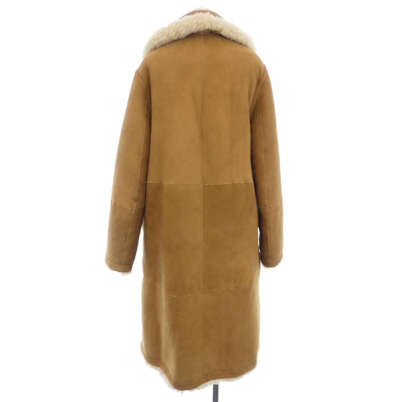クリスチャンディオール CHRISTIAN DIOR ムートンコート