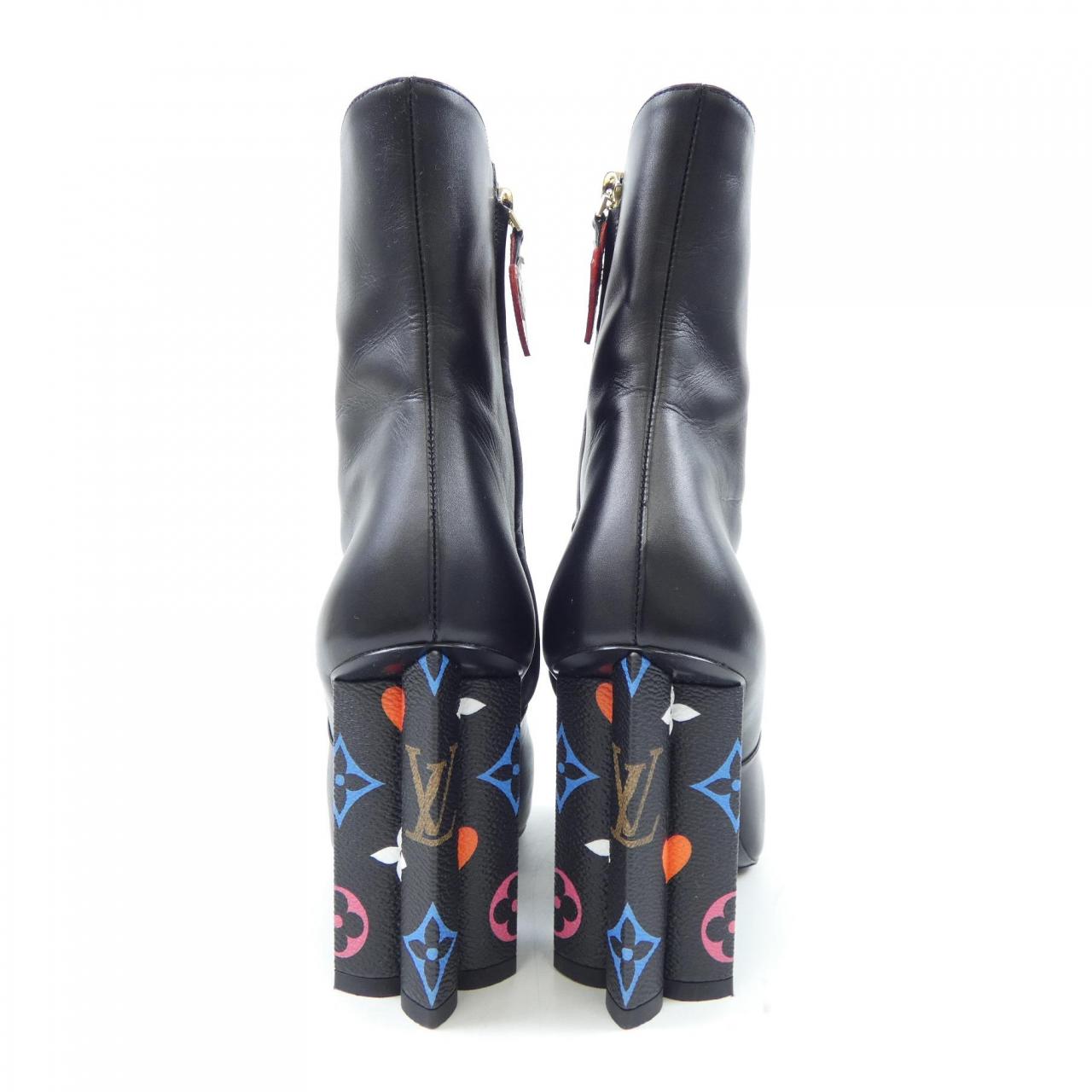 ルイヴィトン LOUIS VUITTON ゲーム オン モノグラム シルエットライン ブーツ
