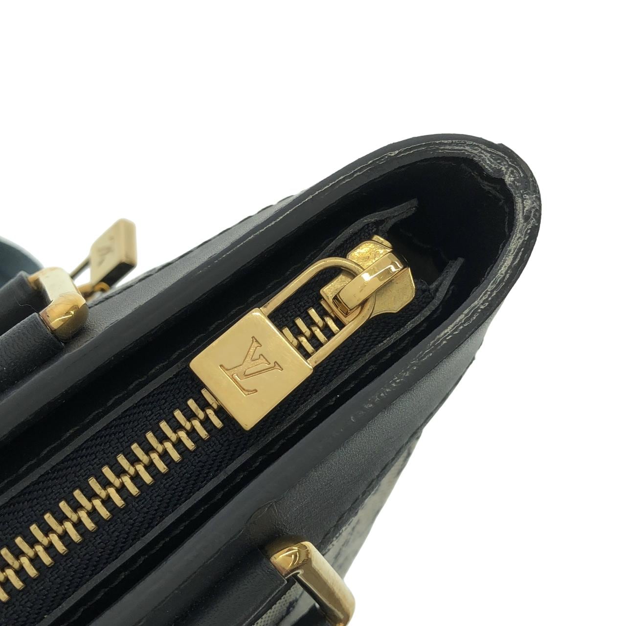 ルイヴィトン モノグラム ミニ ルシーユ PM M92610 ショルダーバッグ