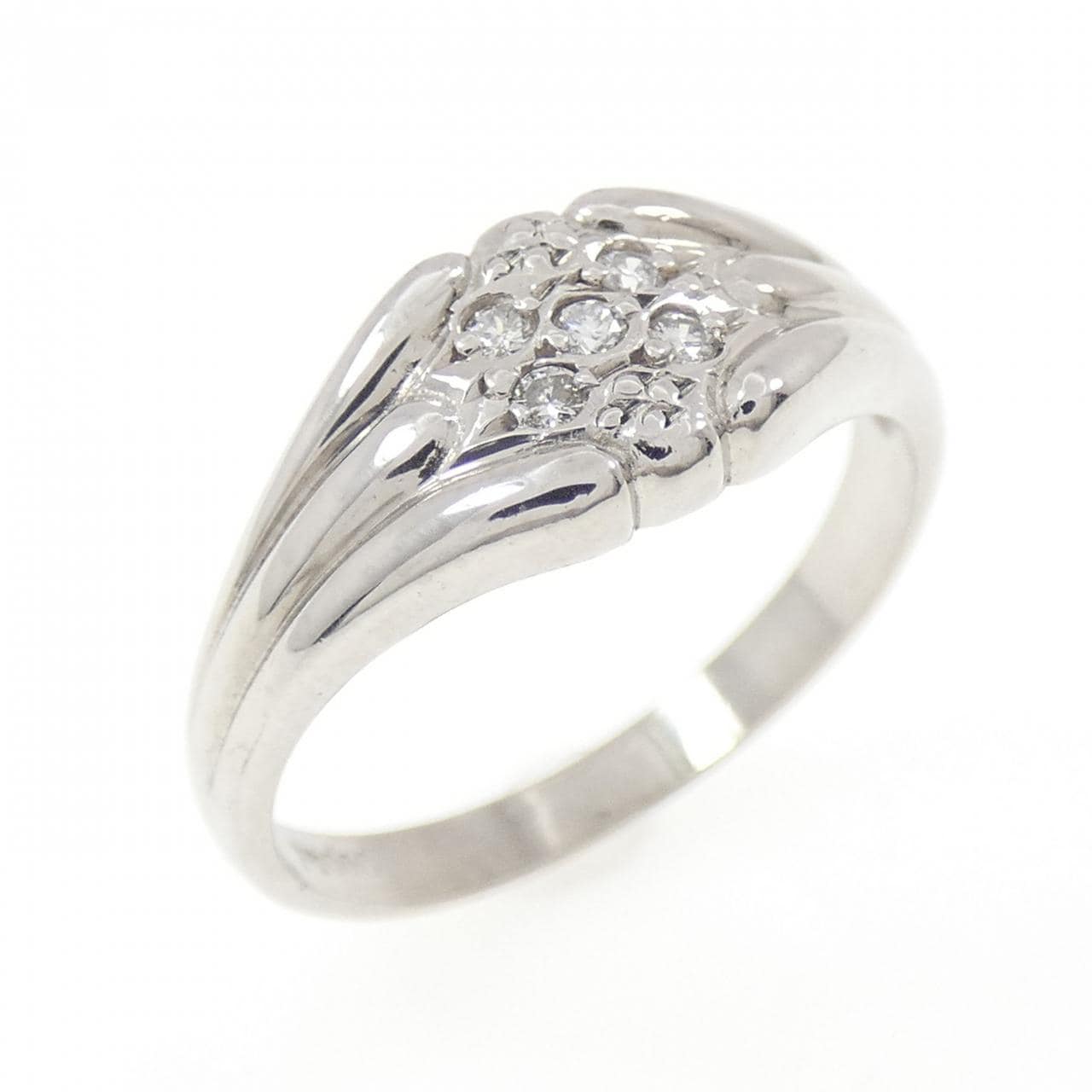 PT900 ダイヤモンド リング 0.06CT