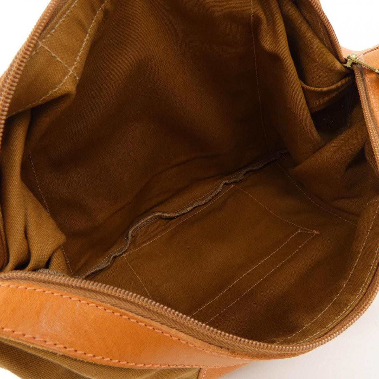 イルビゾンテ IL BISONTE BAG
