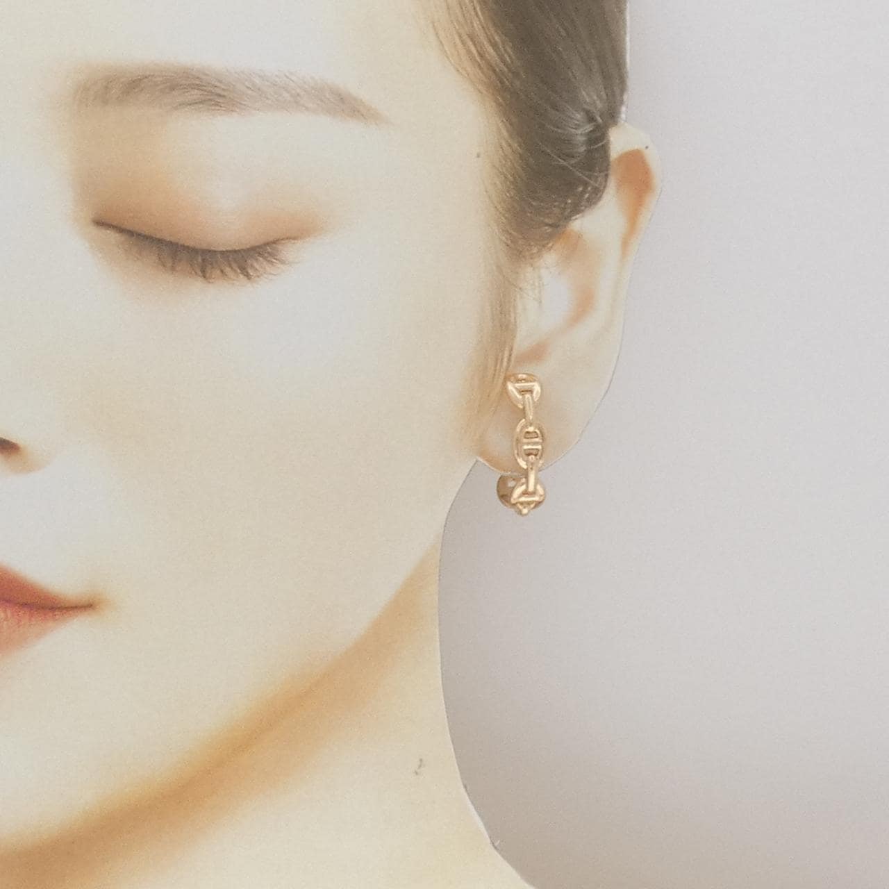 エルメス シェーヌダンクル アンシェネ ピアス