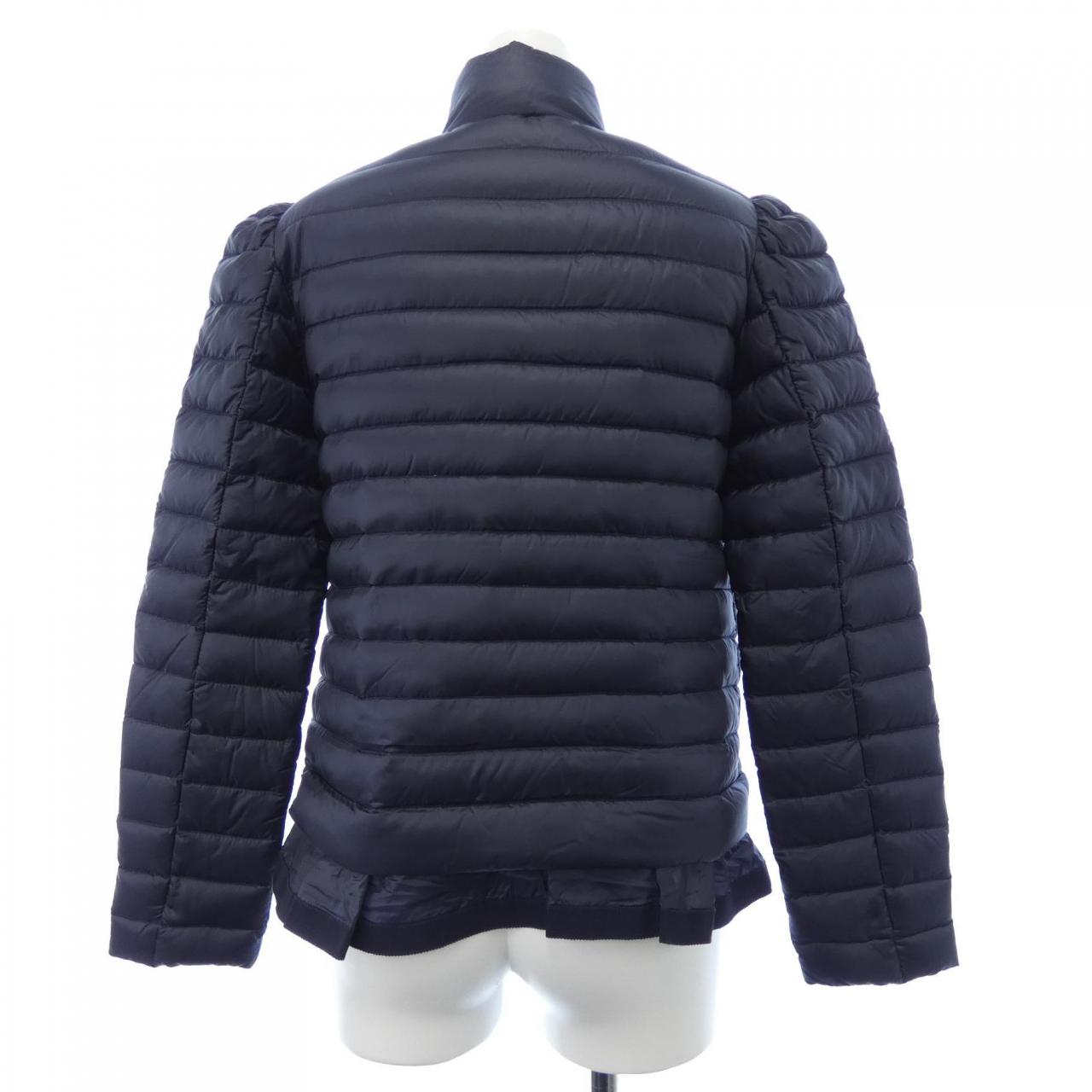 モンクレール MONCLER ダウンジャケット