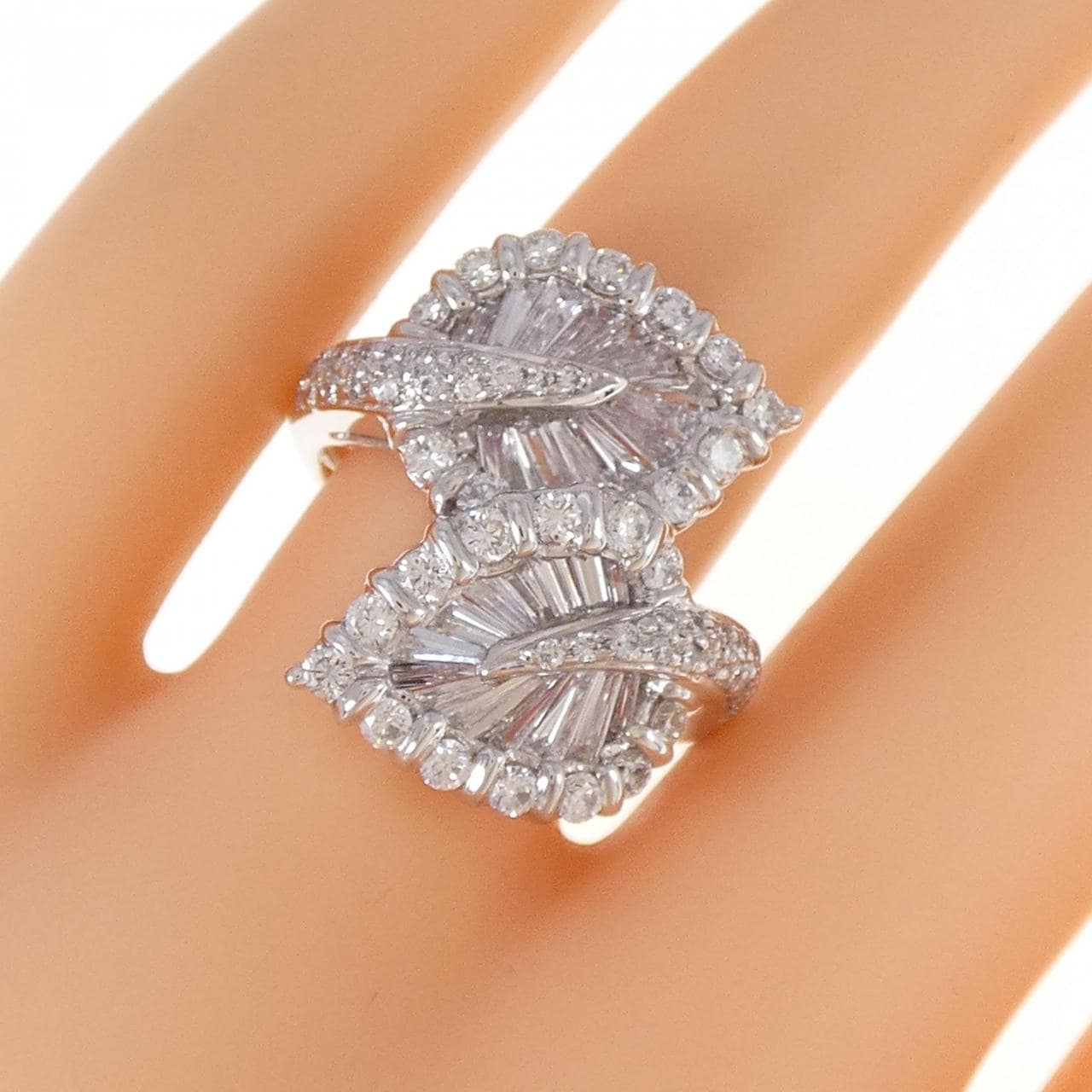 PT リーフ ダイヤモンド リング 2.00CT