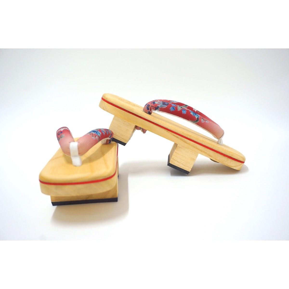 【新品】女草履【岡重】