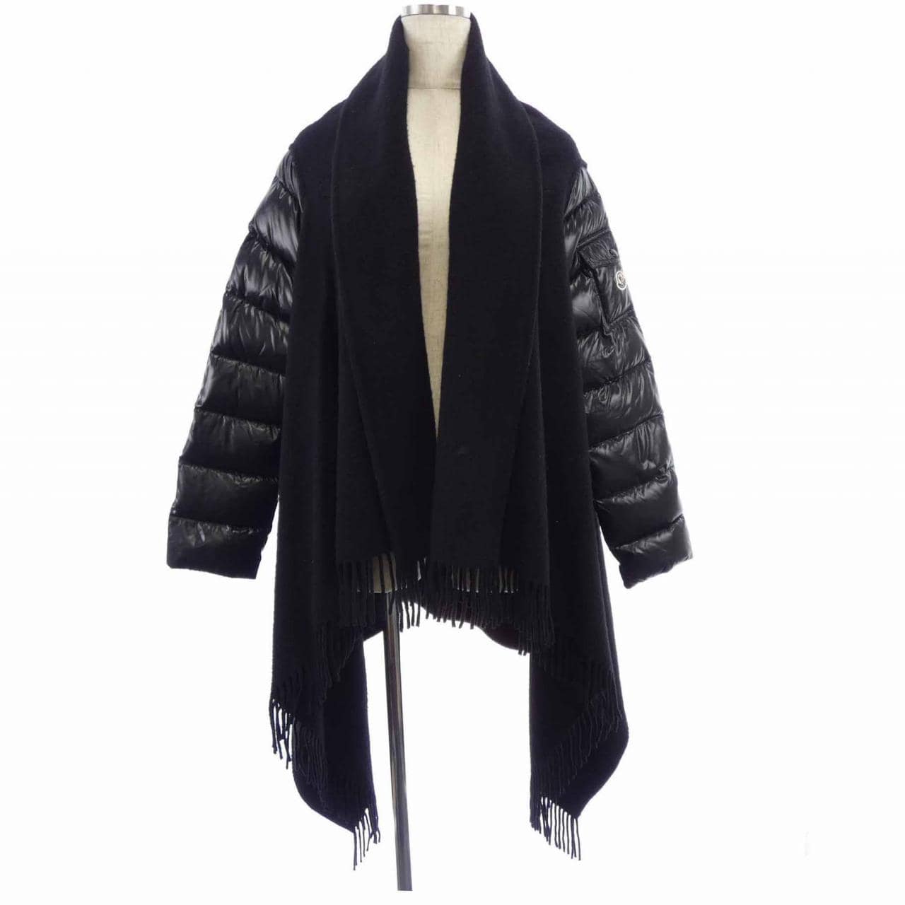 モンクレール MONCLER 20930081700 ダウンジャケット