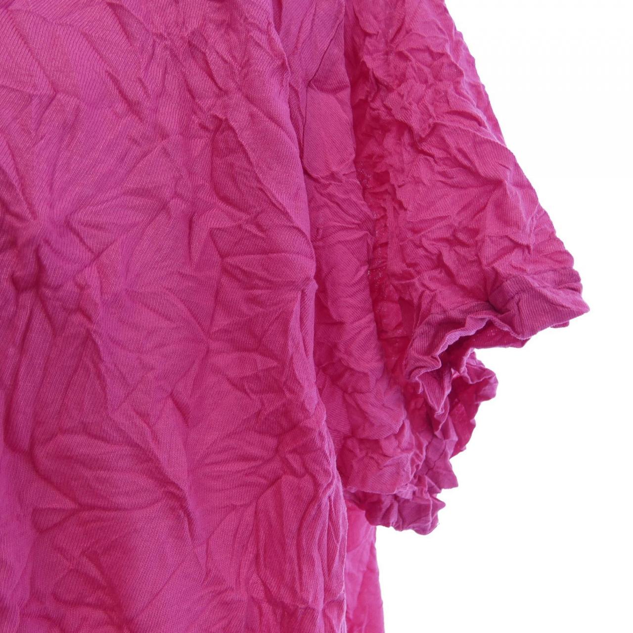 ミーイッセイミヤケ me ISSEY MIYAKE Tシャツ
