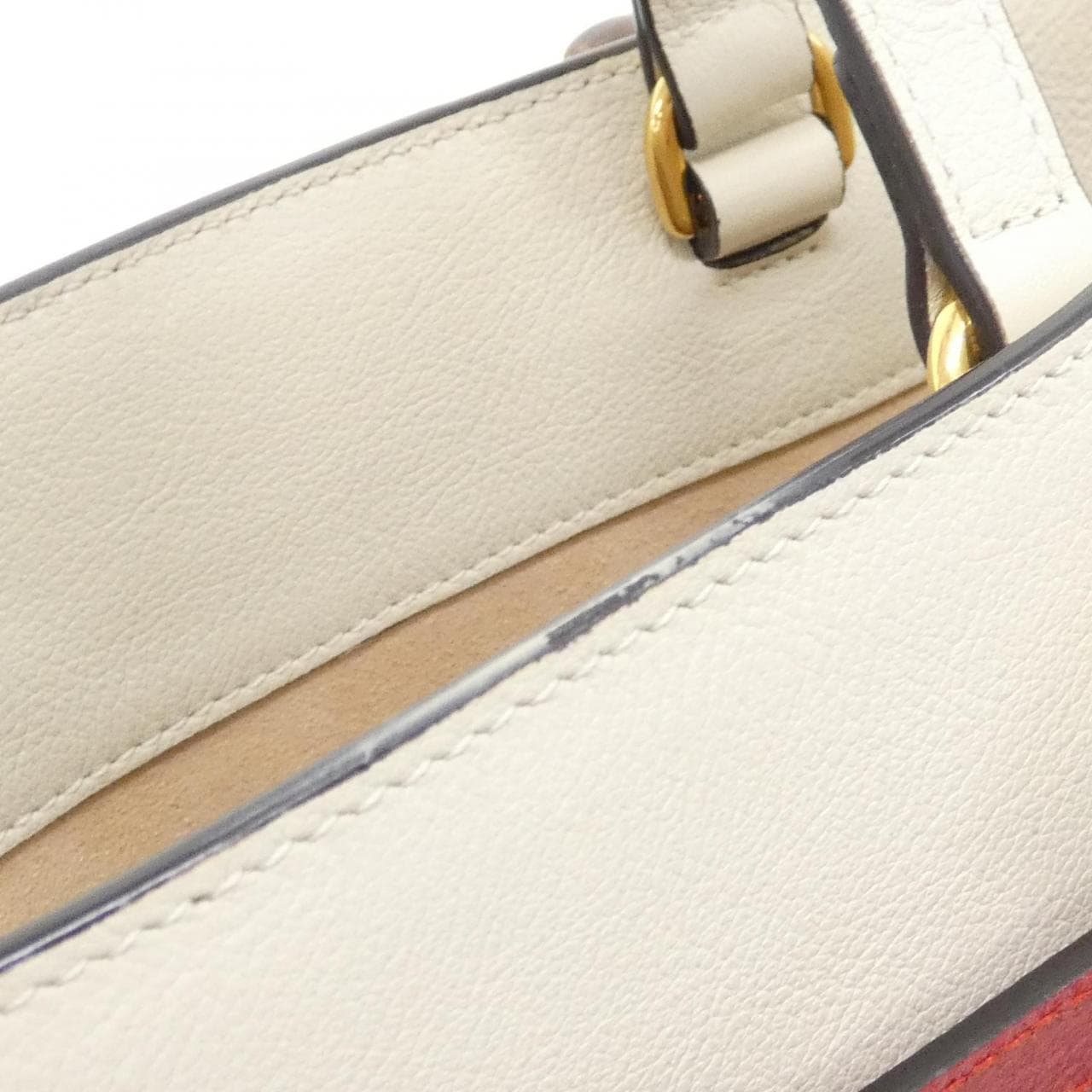 グッチ DIANA 750396 UAAAY バッグ