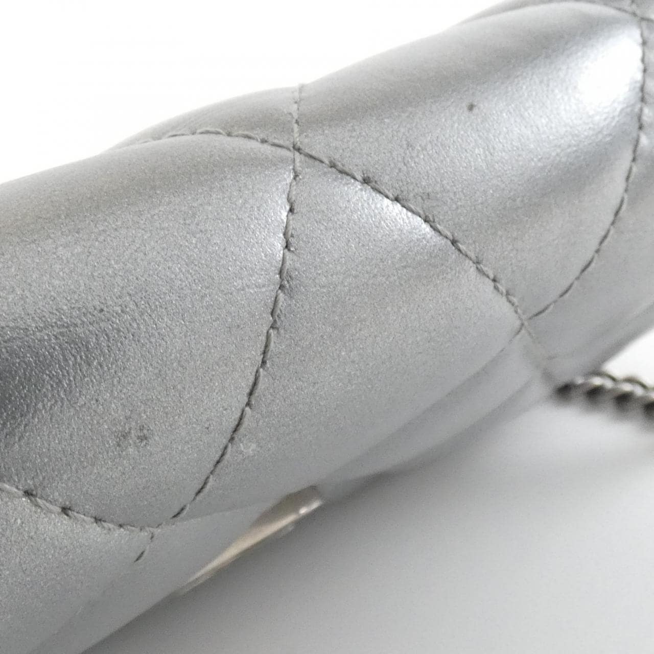 バレンシアガ B WALLET ON CHAIN BAG 593615 IND3Y チェーンウォレット