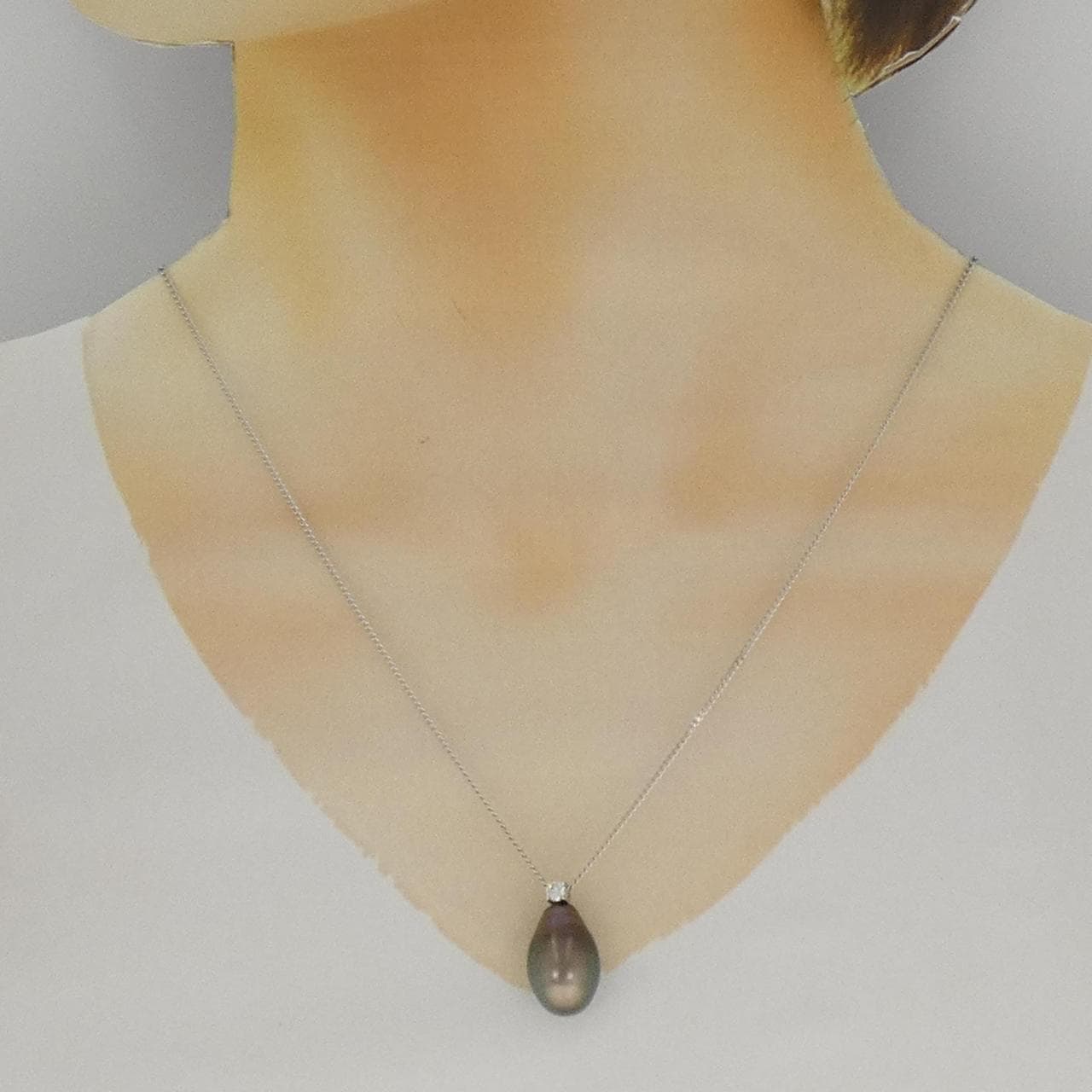 K18WG 黒蝶パール ネックレス