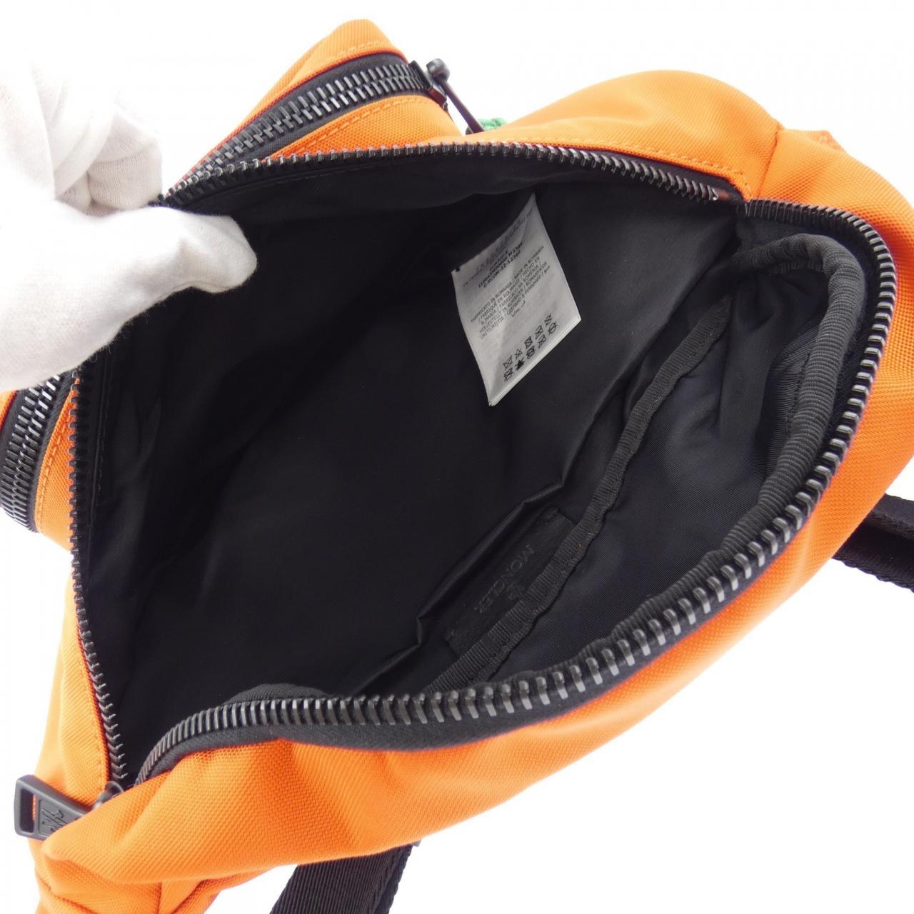 モンクレール MONCLER I109A5M00006 BAG