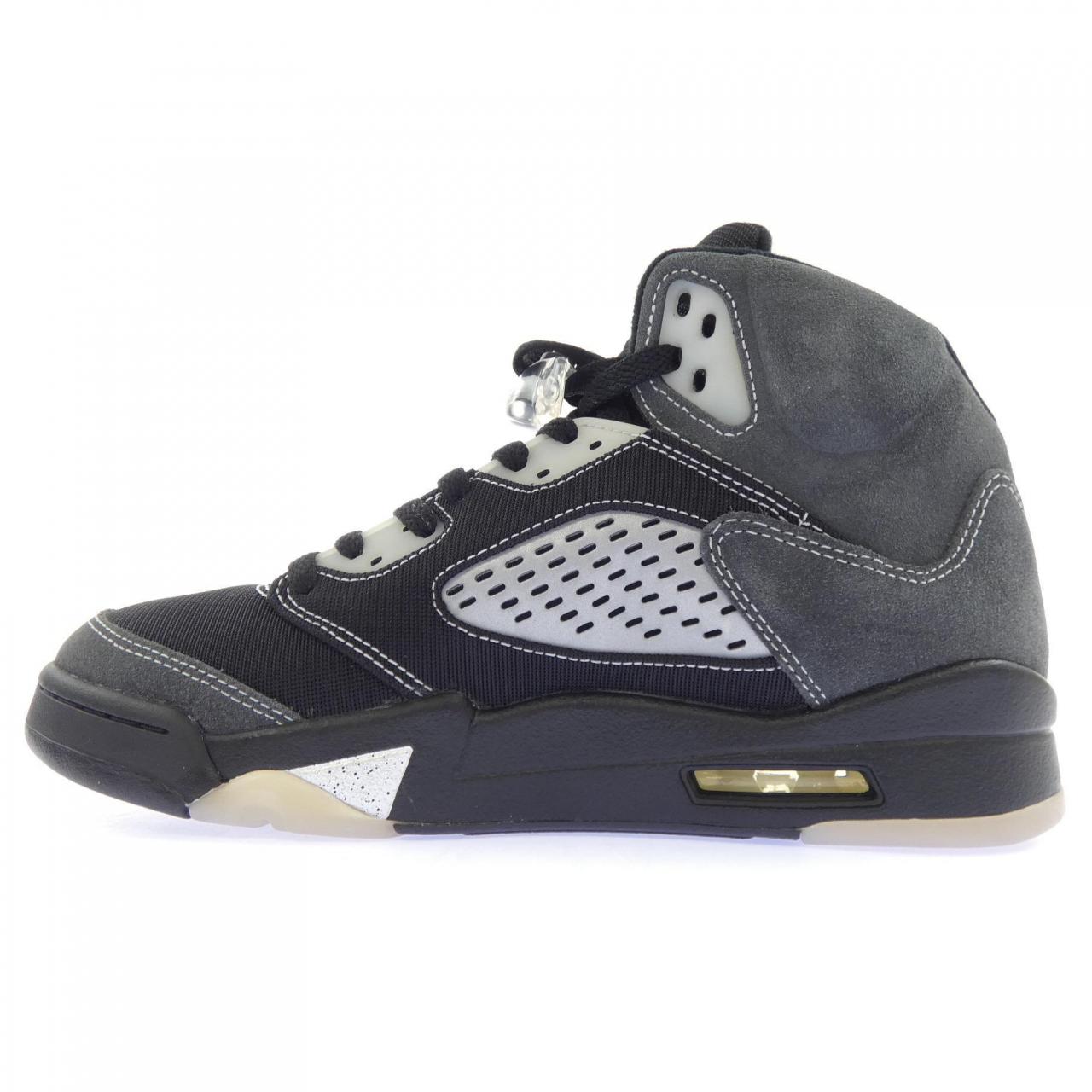 ナイキ ジョーダン NIKE JORDAN DB0731-001 スニーカー