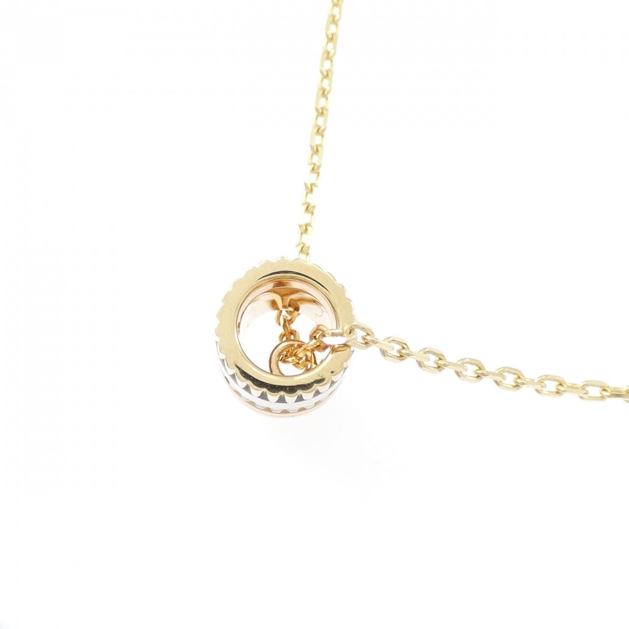 ブシュロン キャトル ホワイト スモール ネックレス