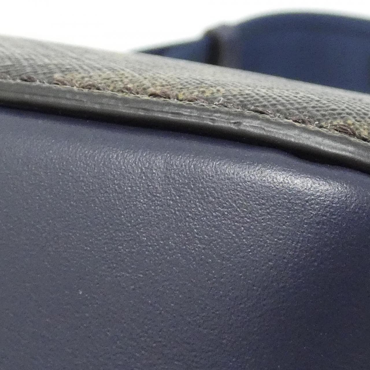 フェンディ スクエア FF 7M0357 AFF2 ショルダーバッグ