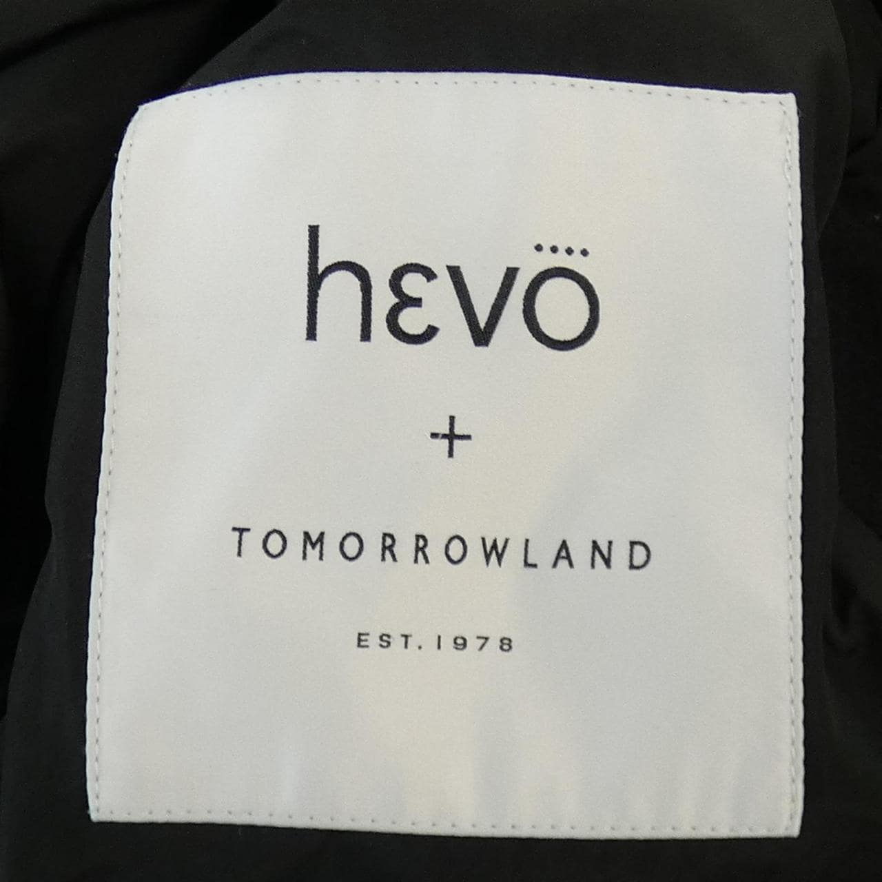 イーヴォ HEVO コート
