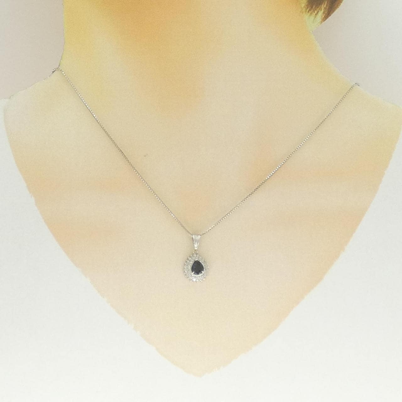 PT900/PT850 サファイヤ ネックレス 0.76CT