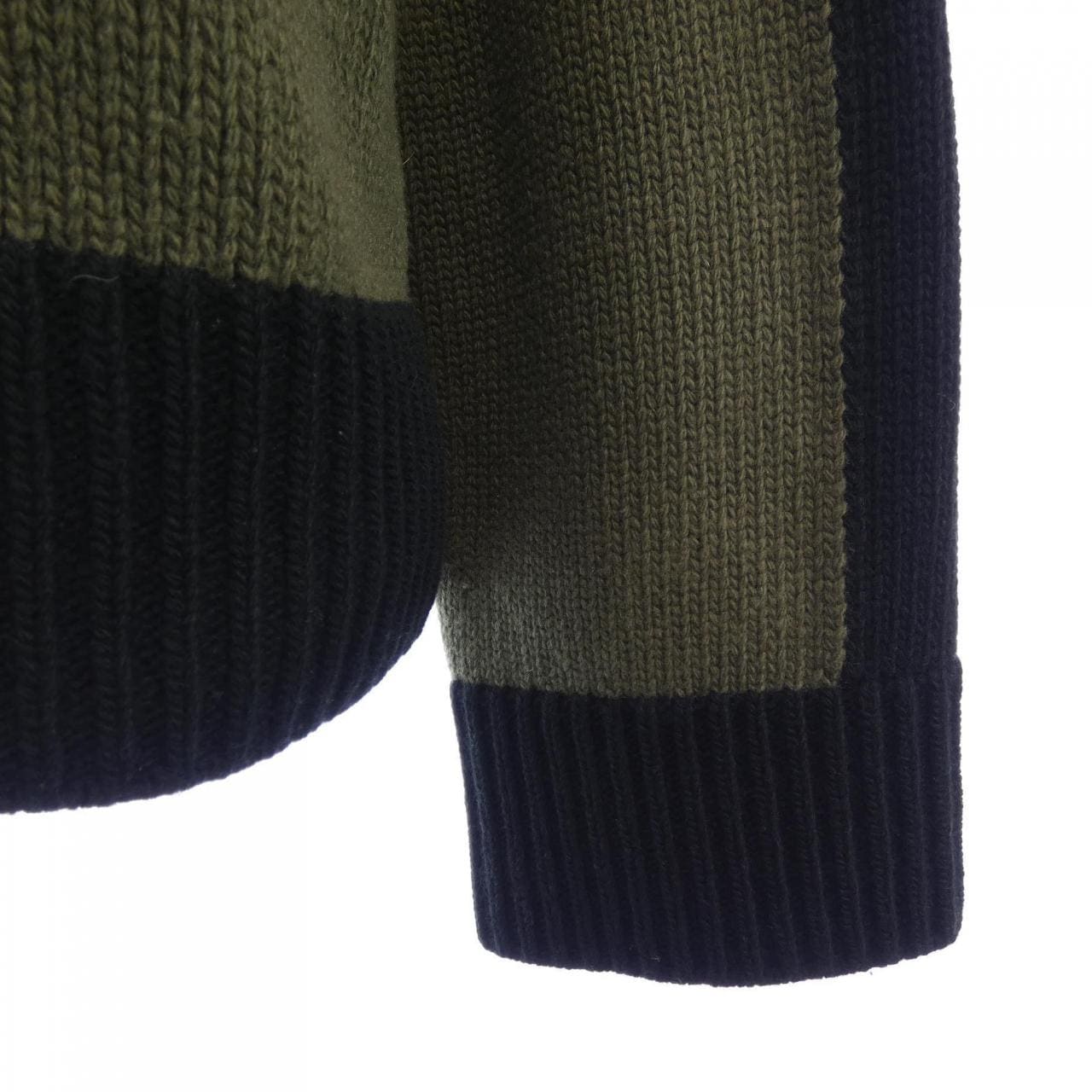 クリスチャンディオール CHRISTIAN DIOR 854S43AM020 ニット