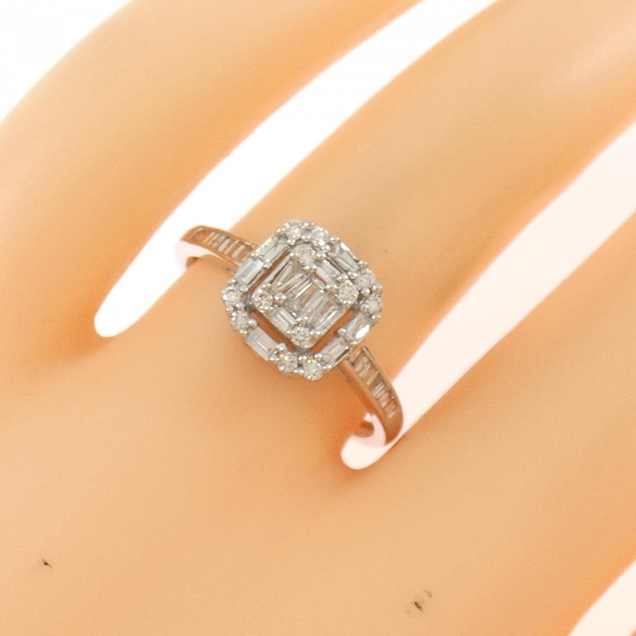 K18WG ダイヤモンド リング 0.30CT