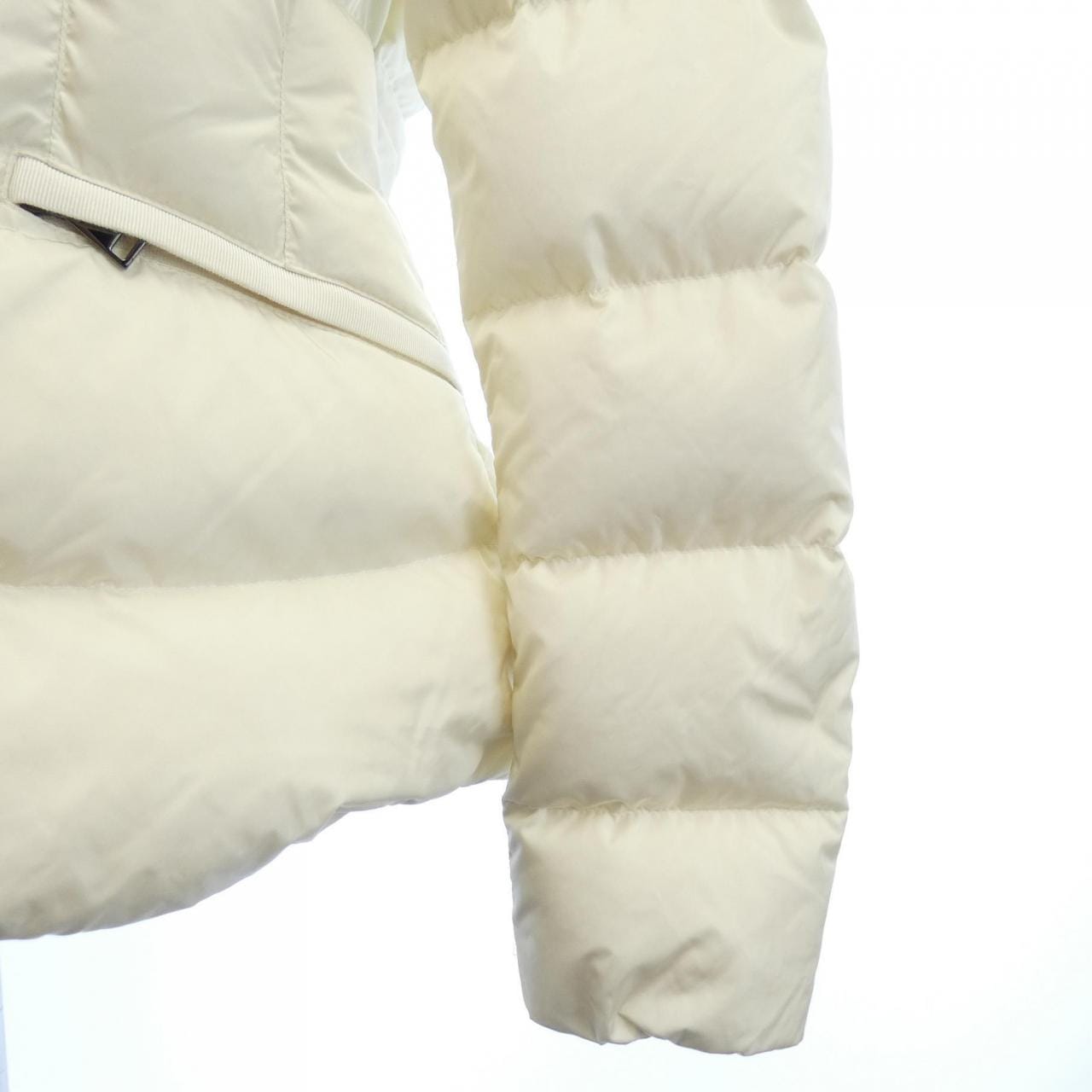 モンクレール MONCLER ダウンジャケット