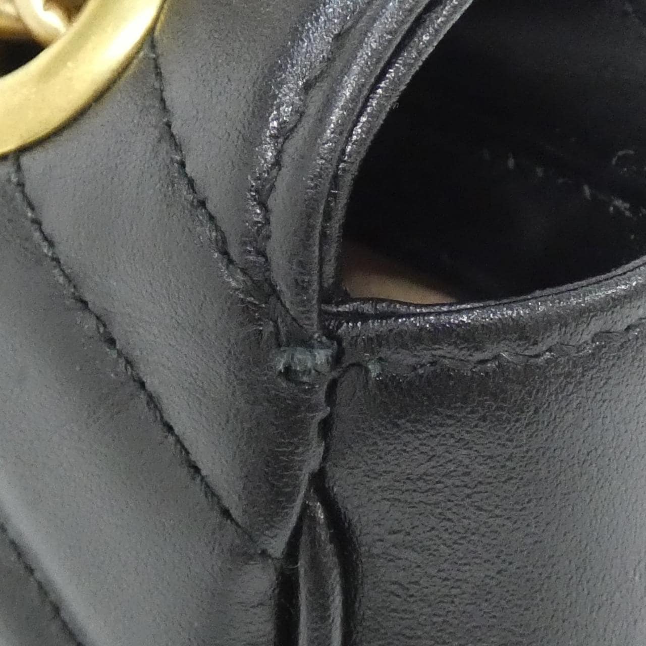 グッチ GG MARMONT 446744 DTDIT ショルダーバッグ